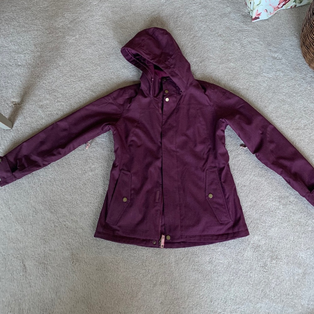 Ski/snowboard jacket